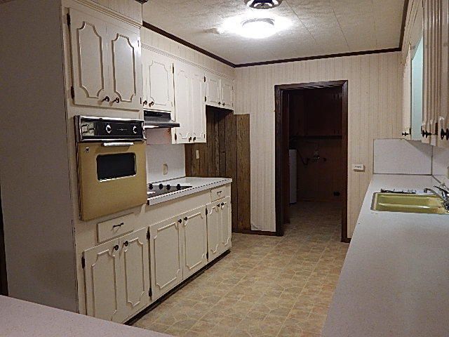 901 Broad St., Columbia, MS 39429