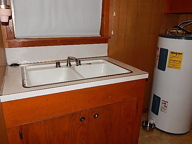 901 Broad St., Columbia, MS 39429