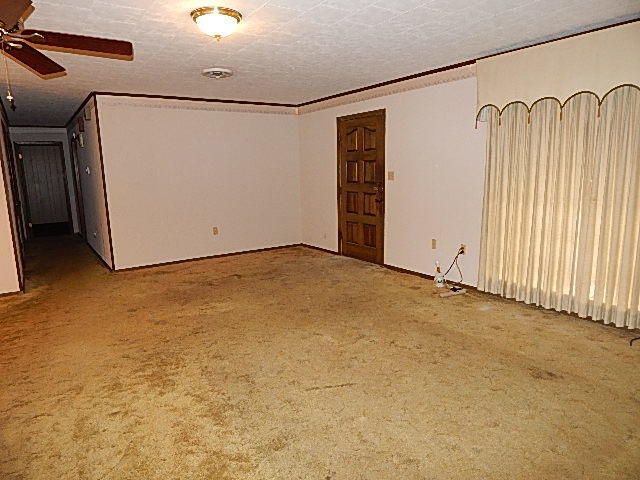 901 Broad St., Columbia, MS 39429