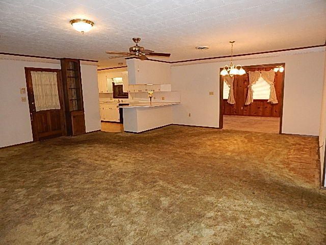 901 Broad St., Columbia, MS 39429