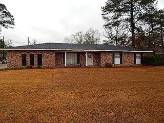 901 Broad St., Columbia, MS 39429