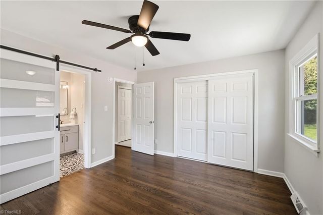 307 Foxcroft Drive, Winston-salem, NC 27103