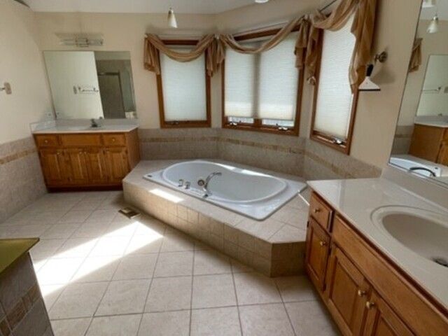 1660 WHISTLER Court, Naperville, IL 60564