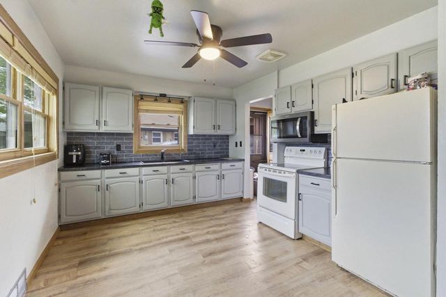 3048 57th STREET, Milwaukee, WI 53219