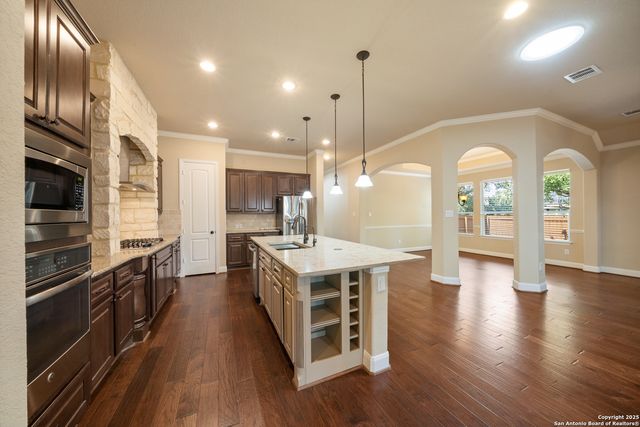 9518 Ninas, San Antonio, TX 78254