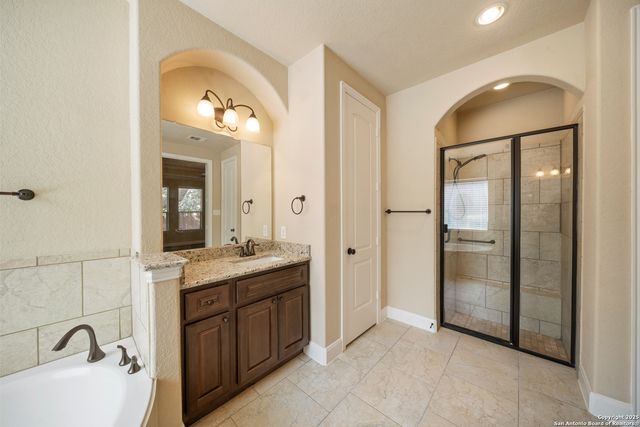 9518 Ninas, San Antonio, TX 78254