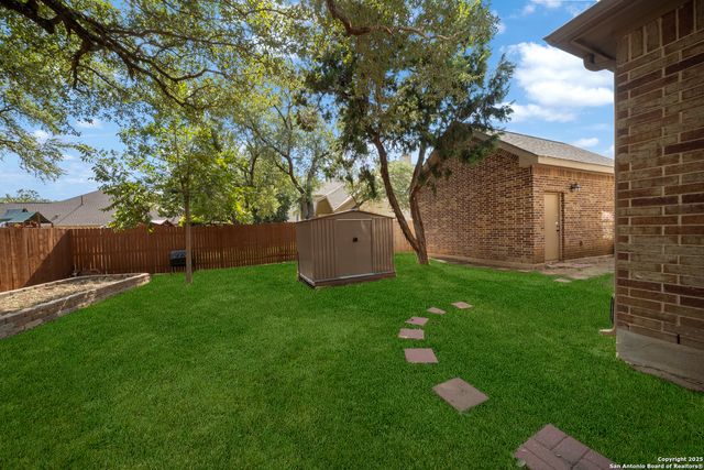9518 Ninas, San Antonio, TX 78254