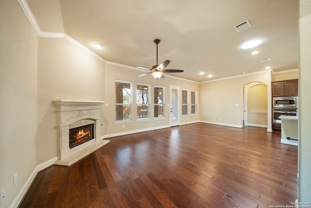9518 Ninas, San Antonio, TX 78254