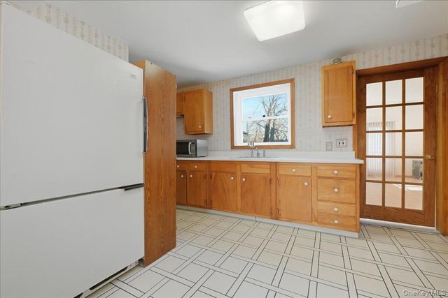 2522 Hewlett Lane, Bellmore, NY 11710