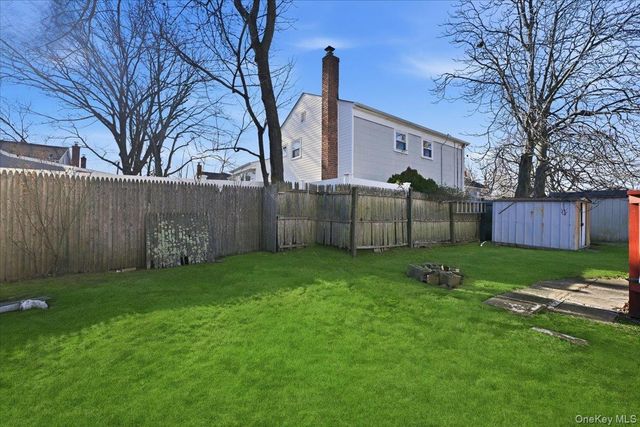 2522 Hewlett Lane, Bellmore, NY 11710