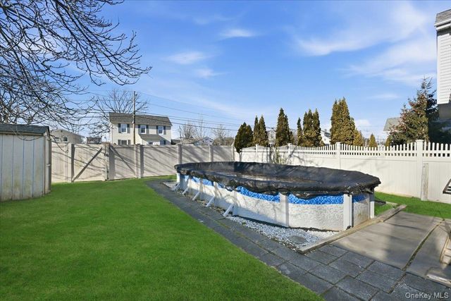 2522 Hewlett Lane, Bellmore, NY 11710