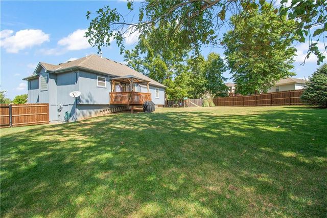 1601 Kimberly Court, Greenwood, MO 64034