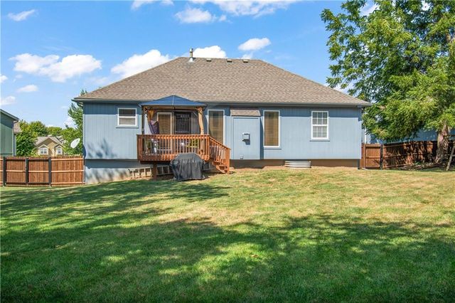 1601 Kimberly Court, Greenwood, MO 64034