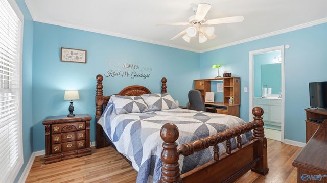 198 NE Hollington Drive, Huntsville, AL 35811