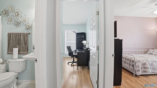 198 NE Hollington Drive, Huntsville, AL 35811