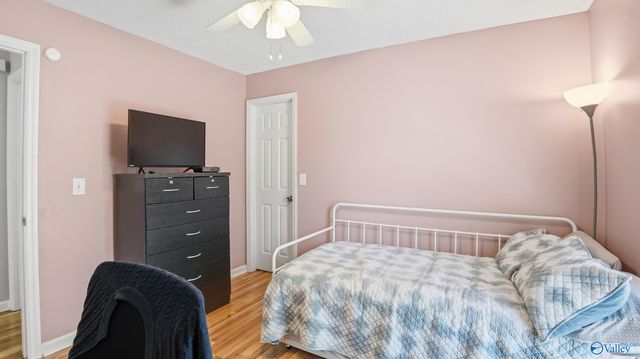 198 NE Hollington Drive, Huntsville, AL 35811