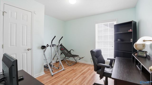 198 NE Hollington Drive, Huntsville, AL 35811