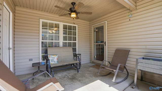 198 NE Hollington Drive, Huntsville, AL 35811