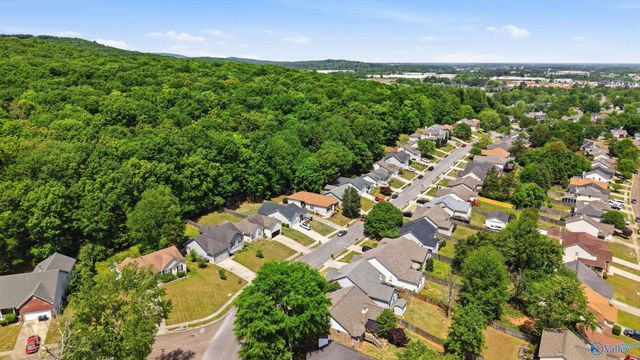 198 NE Hollington Drive, Huntsville, AL 35811