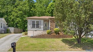 198 NE Hollington Drive, Huntsville, AL 35811
