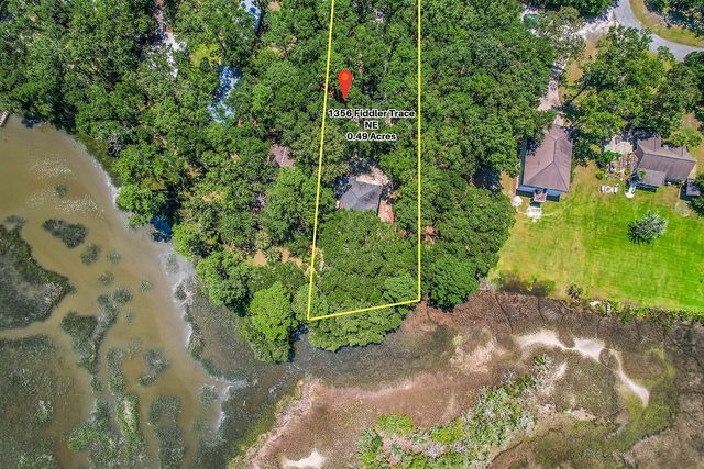 1356 Fiddler Trace NE, Townsend, GA 31331