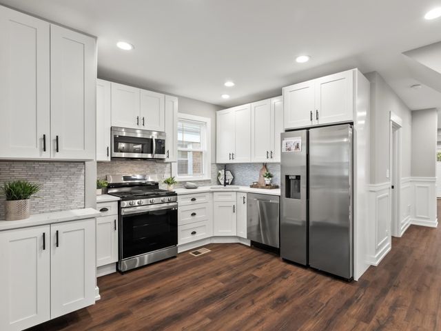 3734 Lombard Avenue, Berwyn, IL 60402