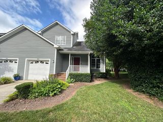 8251 Hempshire Place Apt 104, Raleigh, NC 27613