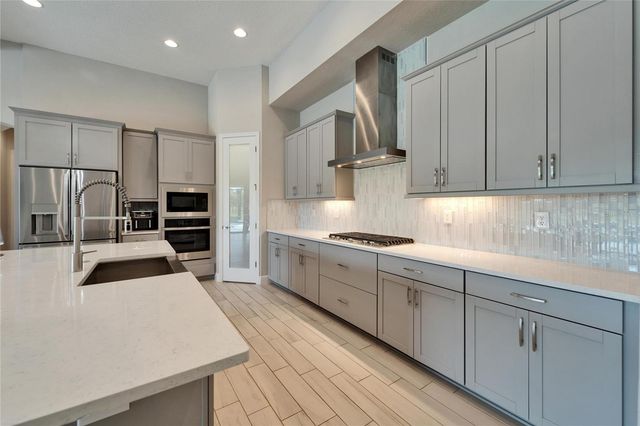 14239 SWISS BRIDGE DRIVE, Riverview, FL 33579