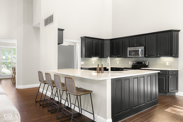 6126 Basswood Drive, Columbus, IN 47201