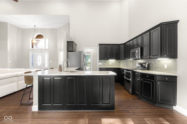 6126 Basswood Drive, Columbus, IN 47201
