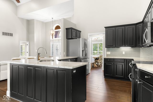 6126 Basswood Drive, Columbus, IN 47201