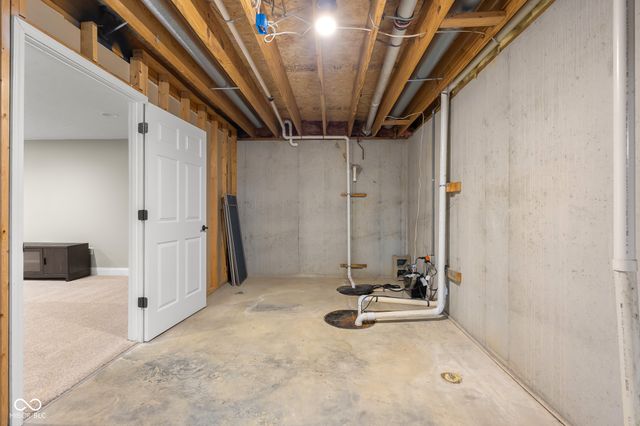 6126 Basswood Drive, Columbus, IN 47201