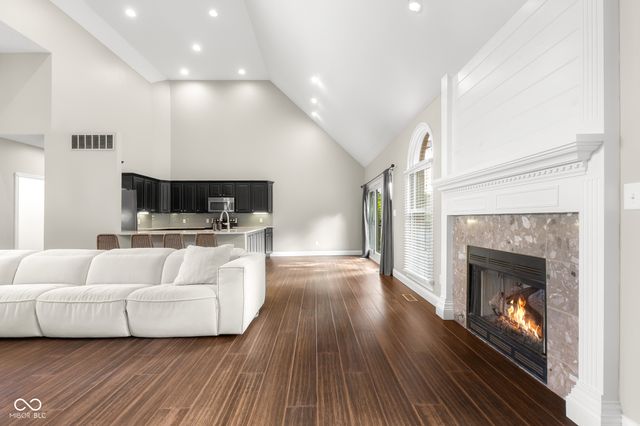 6126 Basswood Drive, Columbus, IN 47201