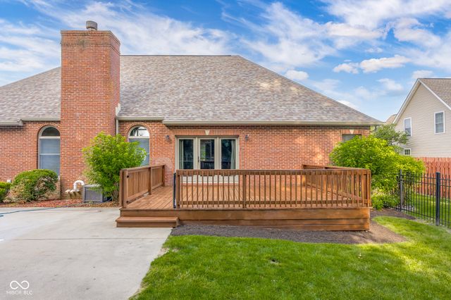 6126 Basswood Drive, Columbus, IN 47201