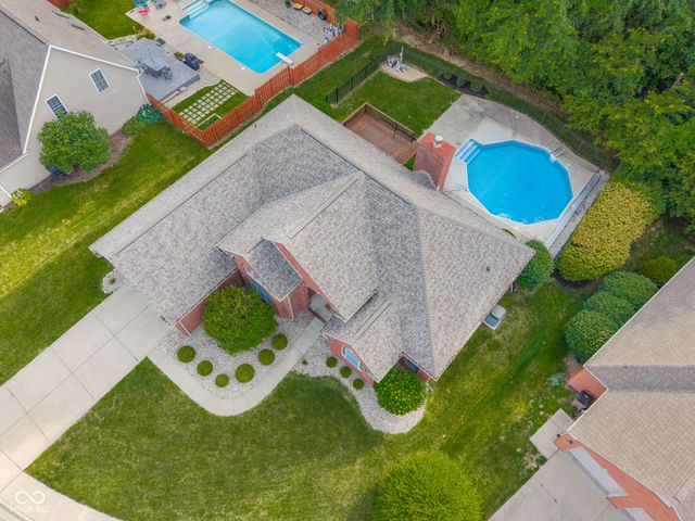 6126 Basswood Drive, Columbus, IN 47201
