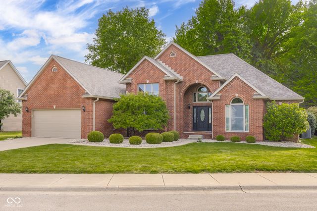 6126 Basswood Drive, Columbus, IN 47201