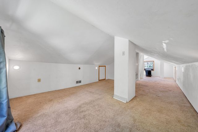 6256 Shady Acres DR, Roanoke, VA 24014