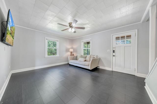 6256 Shady Acres DR, Roanoke, VA 24014