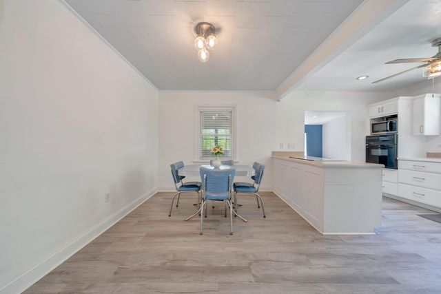 6256 Shady Acres DR, Roanoke, VA 24014