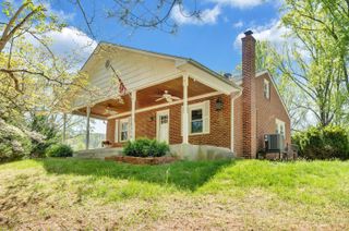 6256 Shady Acres DR, Roanoke, VA 24014