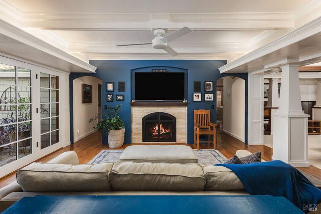 200 Alderbrook Dr, Santa Rosa, CA 95405