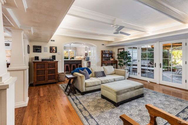 200 Alderbrook Dr, Santa Rosa, CA 95405