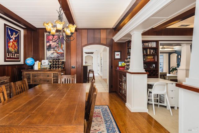 200 Alderbrook Dr, Santa Rosa, CA 95405