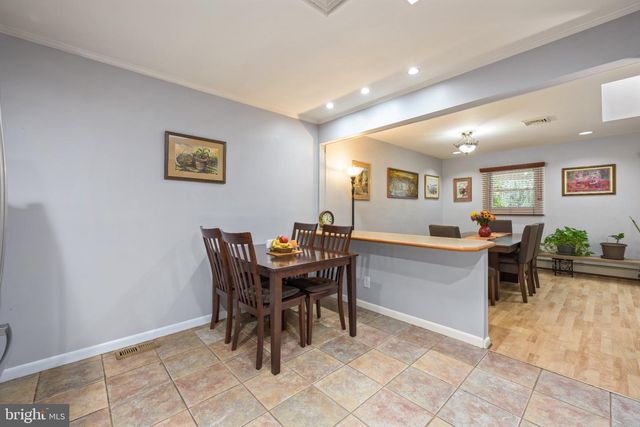 1518 DOGWOOD DR, Cherry Hill, NJ 08003