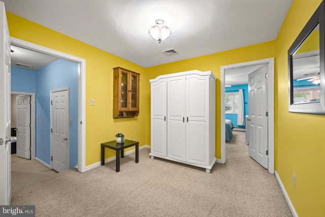 1518 DOGWOOD DR, Cherry Hill, NJ 08003