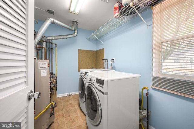 1518 DOGWOOD DR, Cherry Hill, NJ 08003