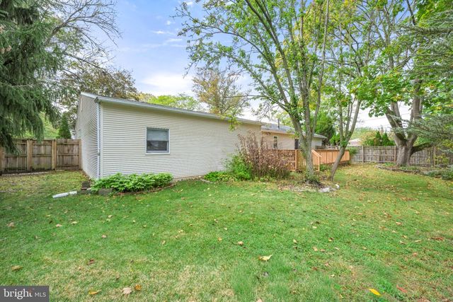 1518 DOGWOOD DR, Cherry Hill, NJ 08003