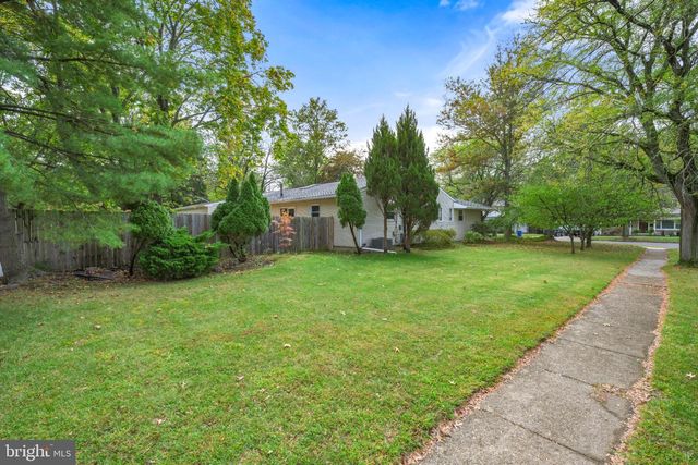 1518 DOGWOOD DR, Cherry Hill, NJ 08003