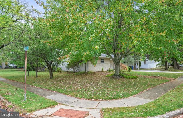 1518 DOGWOOD DR, Cherry Hill, NJ 08003