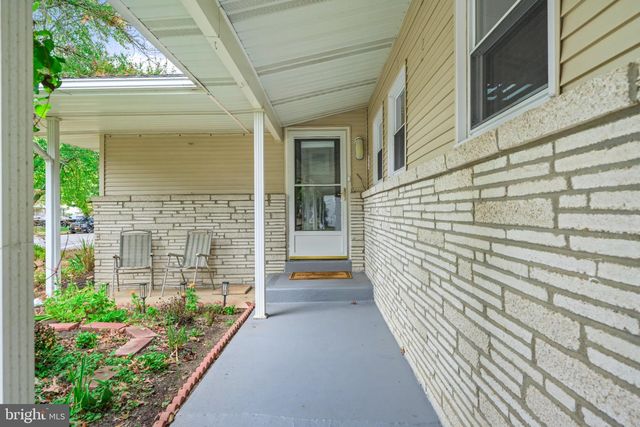 1518 DOGWOOD DR, Cherry Hill, NJ 08003